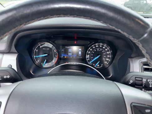 Used 2021 Ford Ranger XLT w/ Equipment Group 301A Mid image 11