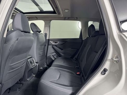 Used 2024 Subaru Forester Premium AWD/4WD image 34