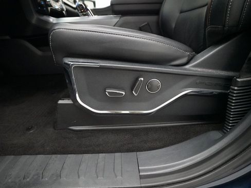 Used 2022 Ford F150 Lariat w/ Equipment Group 502A High image 27