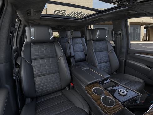 New 2026 Cadillac Escalade ESV Platinum Sport AWD/4WD image 16