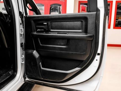 Used 2024 RAM 2500 Tradesman w/ Chrome Appearance Group AWD/4WD image 48