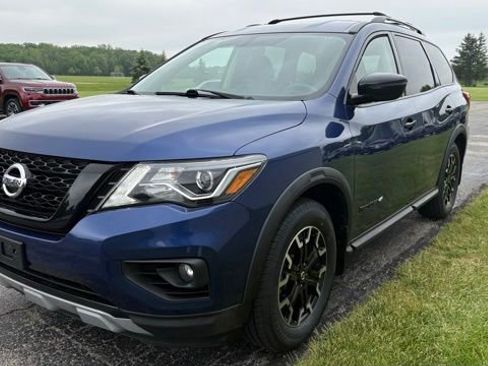 Used 2020 Nissan Pathfinder SV AWD/4WD image 9