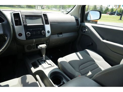 Used 2019 Nissan Frontier S image 19
