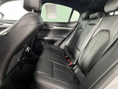 Used 2024 Alfa Romeo Stelvio Ti AWD/4WD image 40