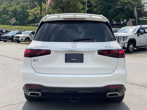 Used 2024 Mercedes-Benz GLS 580 4MATIC image 4