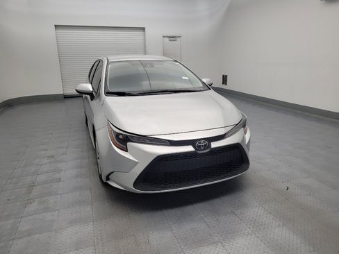 Used 2021 Toyota Corolla LE FWD image 14