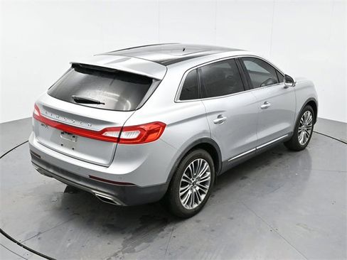 Used 2018 Lincoln MKX Reserve image 23