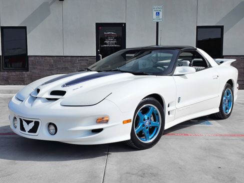 Used 1999 Pontiac Firebird Formula image 48