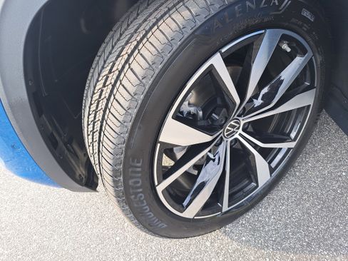 New 2026 Volkswagen Atlas SEL Premium R-Line AWD/4WD image 32