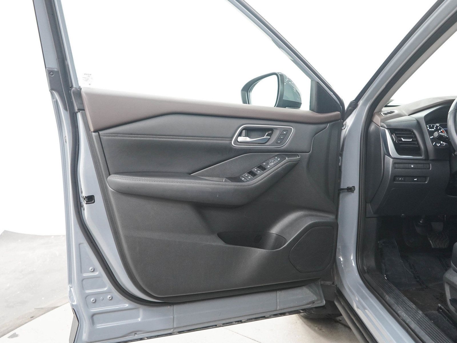 Used 2021 Nissan Rogue SL w/ Premium Package AWD/4WD image 20