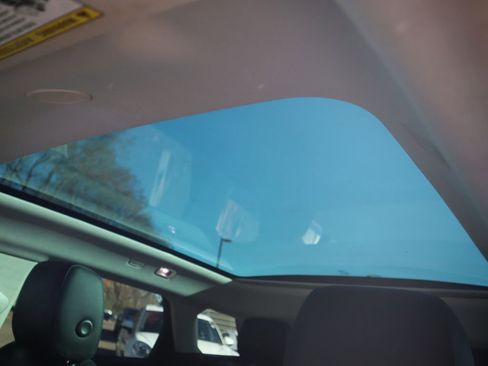 Used 2023 Land Rover Range Rover Evoque S image 14