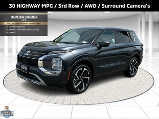 Used 2024 Mitsubishi Outlander SE AWD/4WD video 1