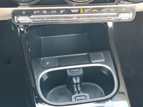 Used 2021 Mercedes-Benz A 220 image 19