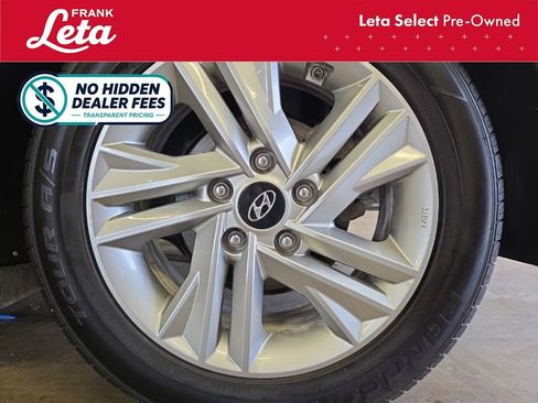 Used 2020 Hyundai Elantra SEL FWD image 14