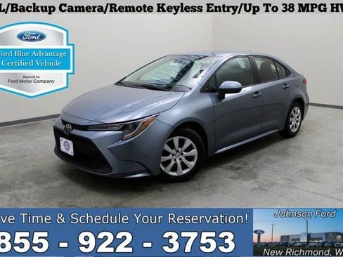 Used 2022 Toyota Corolla LE image 1