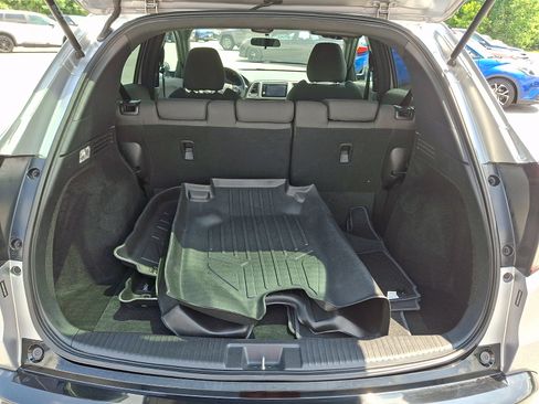 Used 2020 Honda HR-V Sport image 28