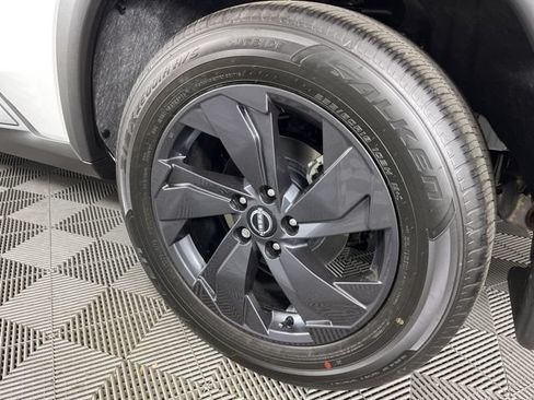 New 2026 Nissan Rogue SV FWD image 14