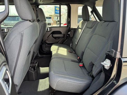 Used 2024 Jeep Wrangler Sport S image 33