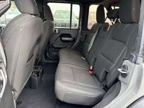 Used 2020 Jeep Wrangler Unlimited Sport S image 20