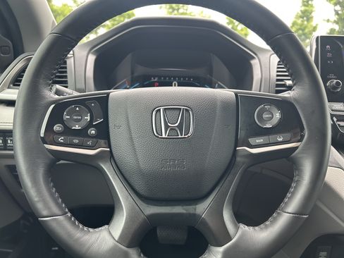 Certified 2019 Honda Odyssey EX-L image 17