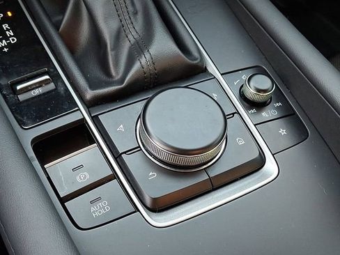 Used 2021 MAZDA MAZDA3 2.0 image 26