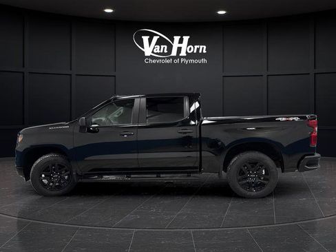 Used 2025 Chevrolet Silverado 1500 Custom image 10