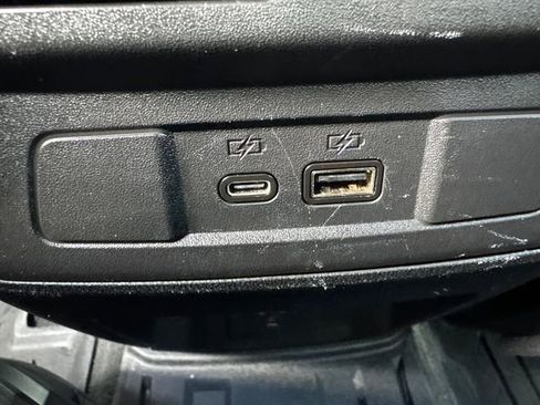 Used 2024 GMC Canyon Elevation w/ Convenience Package image 20