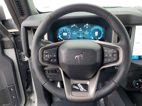 New 2026 Ford Bronco Outer Banks image 18