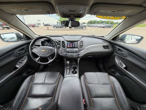Used 2018 Chevrolet Impala Premier FWD image 24