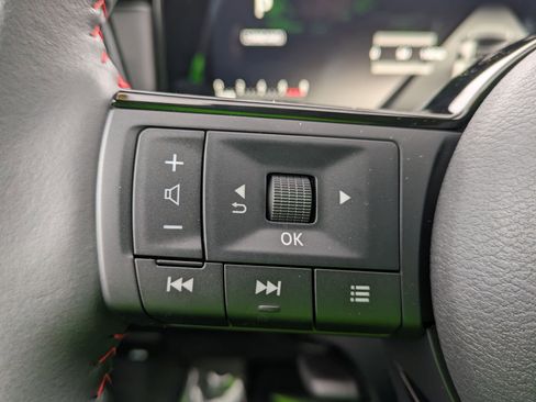 New 2026 Nissan Kicks SV image 17