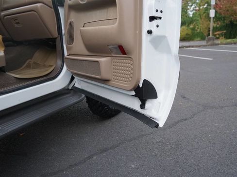 Used 1999 Ford F250 Lariat image 81