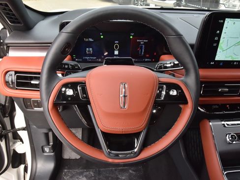 New 2026 Lincoln Aviator Reserve image 23