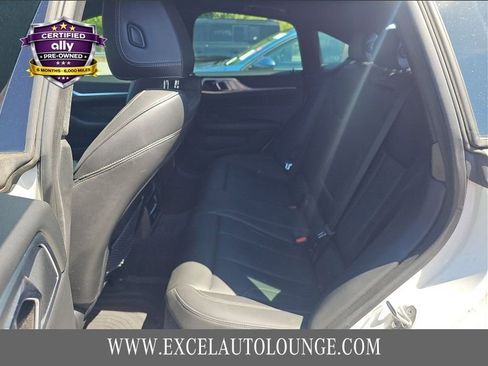Used 2022 BMW i4 eDrive40 w/ Premium Package RWD image 13