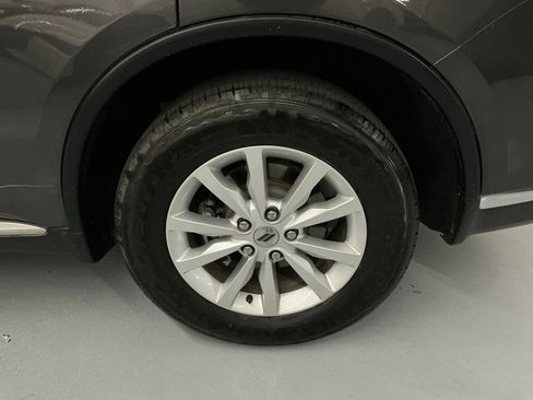 Used 2019 Dodge Durango SXT w/ 3rd Row Seating Group image 32