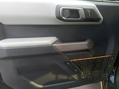 Used 2021 Ford Bronco Badlands image 21