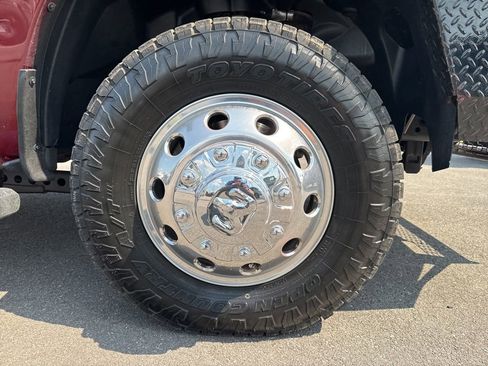 Used 2019 RAM 3500 Lone Star image 11