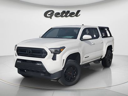 New 2025 Toyota Tacoma SR5