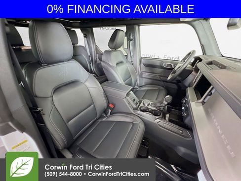 New 2025 Ford Bronco Outer Banks image 17