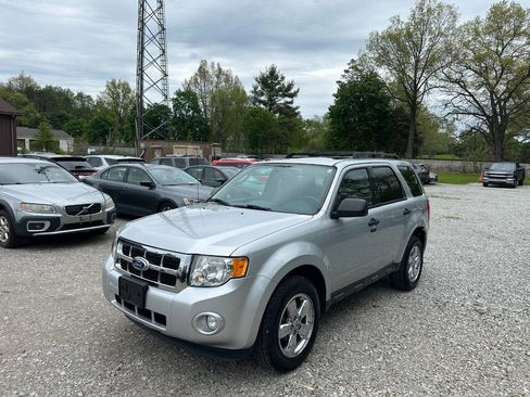 Used 2012 Ford Escape XLT AWD/4WD image 1