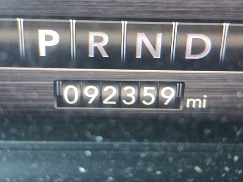 Used 2020 RAM 3500 Laramie image 15