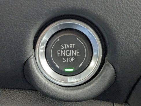 Used 2025 Chevrolet Tahoe LT AWD/4WD image 39