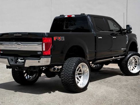 Used 2022 Ford F250 King Ranch w/ King Ranch Ultimate Package AWD/4WD image 9