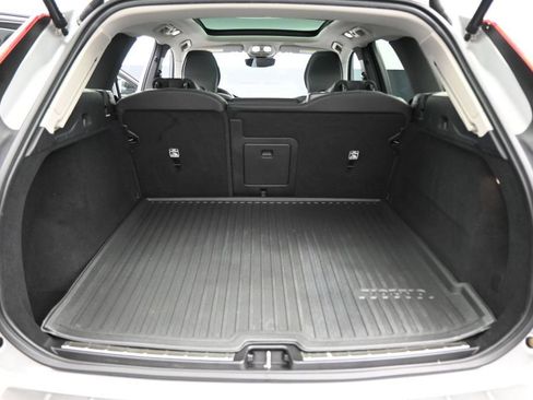 Used 2023 Volvo XC60 B5 Plus w/ Protection Package Premier AWD/4WD image 26