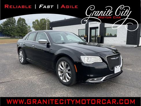 Used 2017 Chrysler 300 C image 1