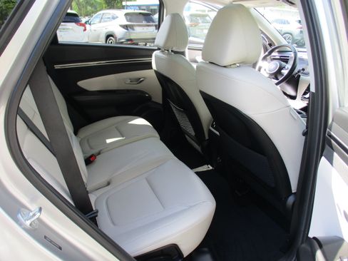 Used 2023 Hyundai Tucson Limited AWD/4WD image 15