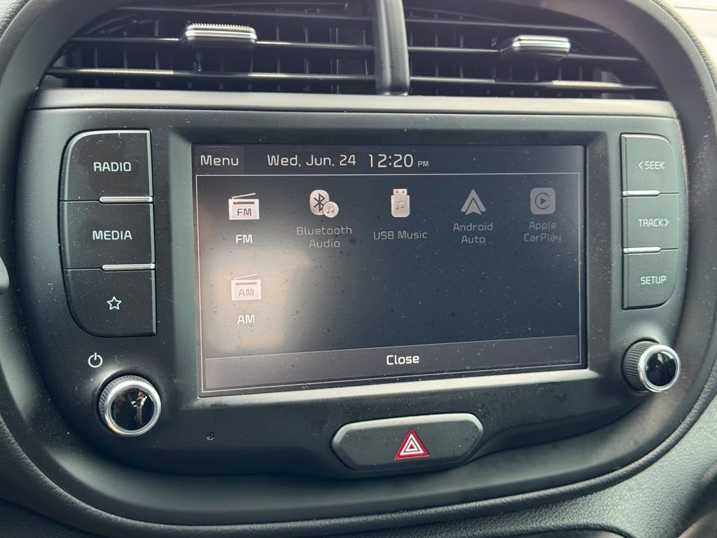 Used 2025 Kia Soul LX FWD image 31