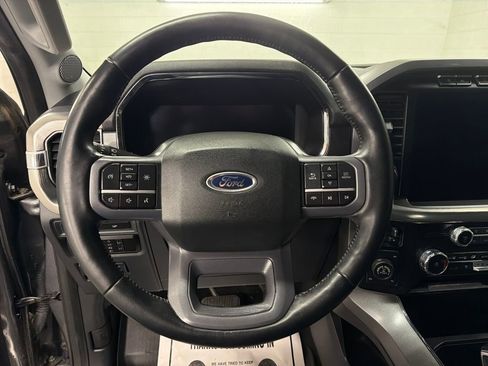 Used 2023 Ford F150 Lariat w/ Max Trailer Tow Package image 17