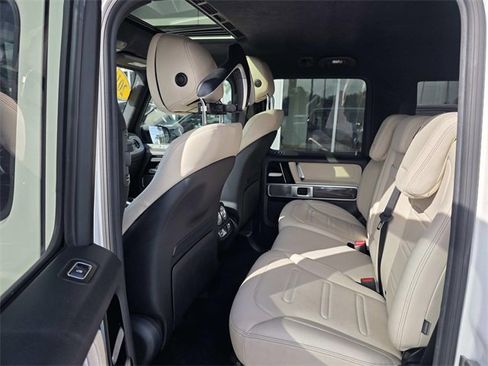 Used 2019 Mercedes-Benz G 550 image 10