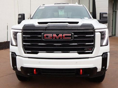 New 2026 GMC Sierra 2500 AT4 w/ AT4 Premium Plus Package AWD/4WD image 6