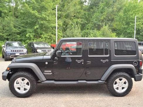 Used 2017 Jeep Wrangler Unlimited Sport w/ Quick Order Package 24S AWD/4WD image 5
